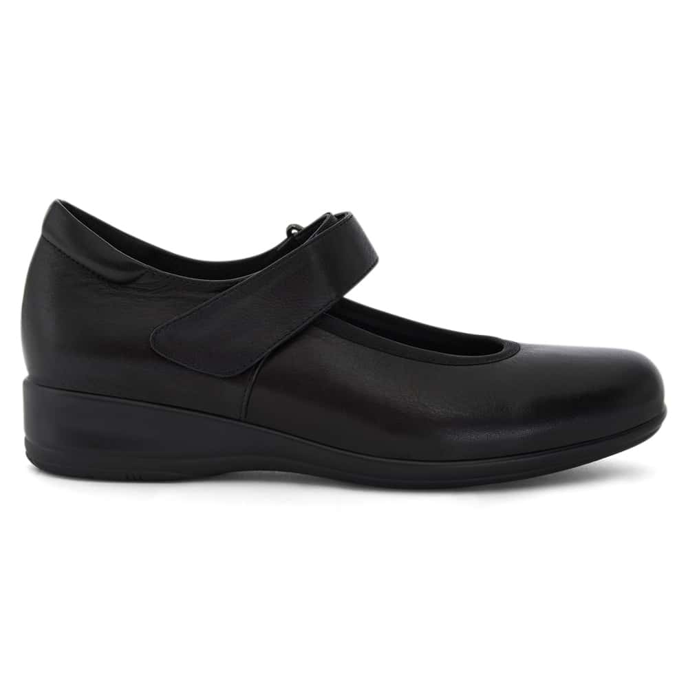 Maguire Ballet Flat in Black Leather