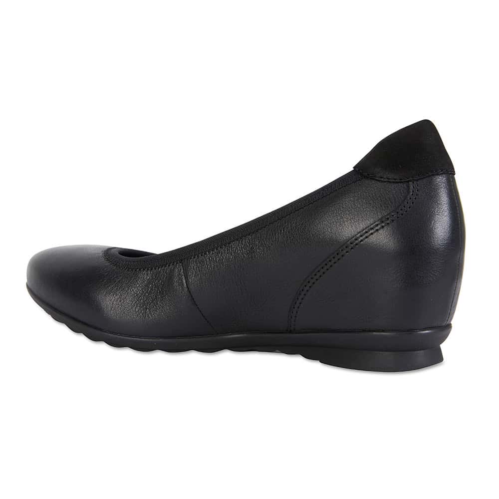 Norah Heel in Black Leather