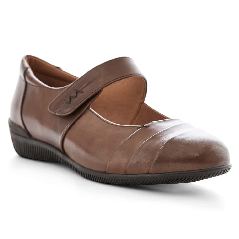 Winston Flat in Brown Leather