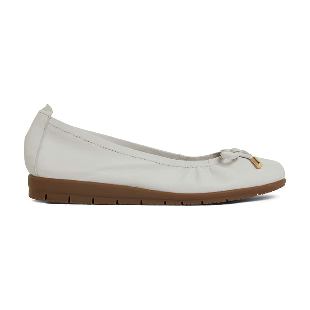 Barton Flat in White Leather