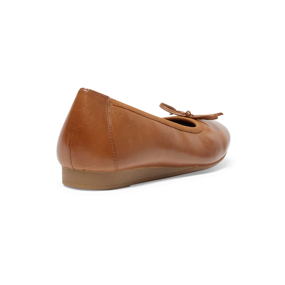 Belamy Flat in Cognac Leather