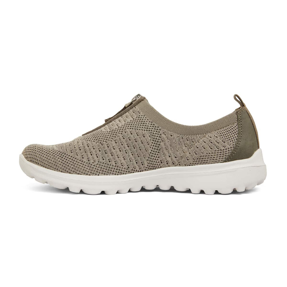 Oberon Sneaker in Khaki Stretch