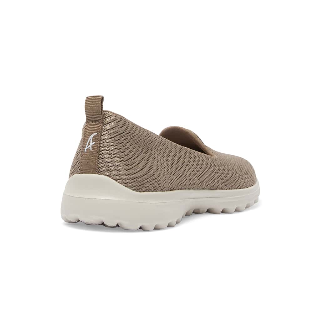 Perry Sneaker in Khaki Stretch