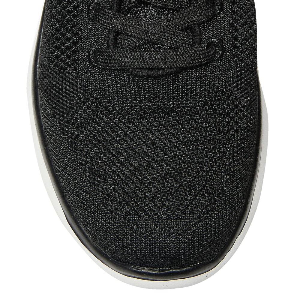 Quantum Sneaker in Black