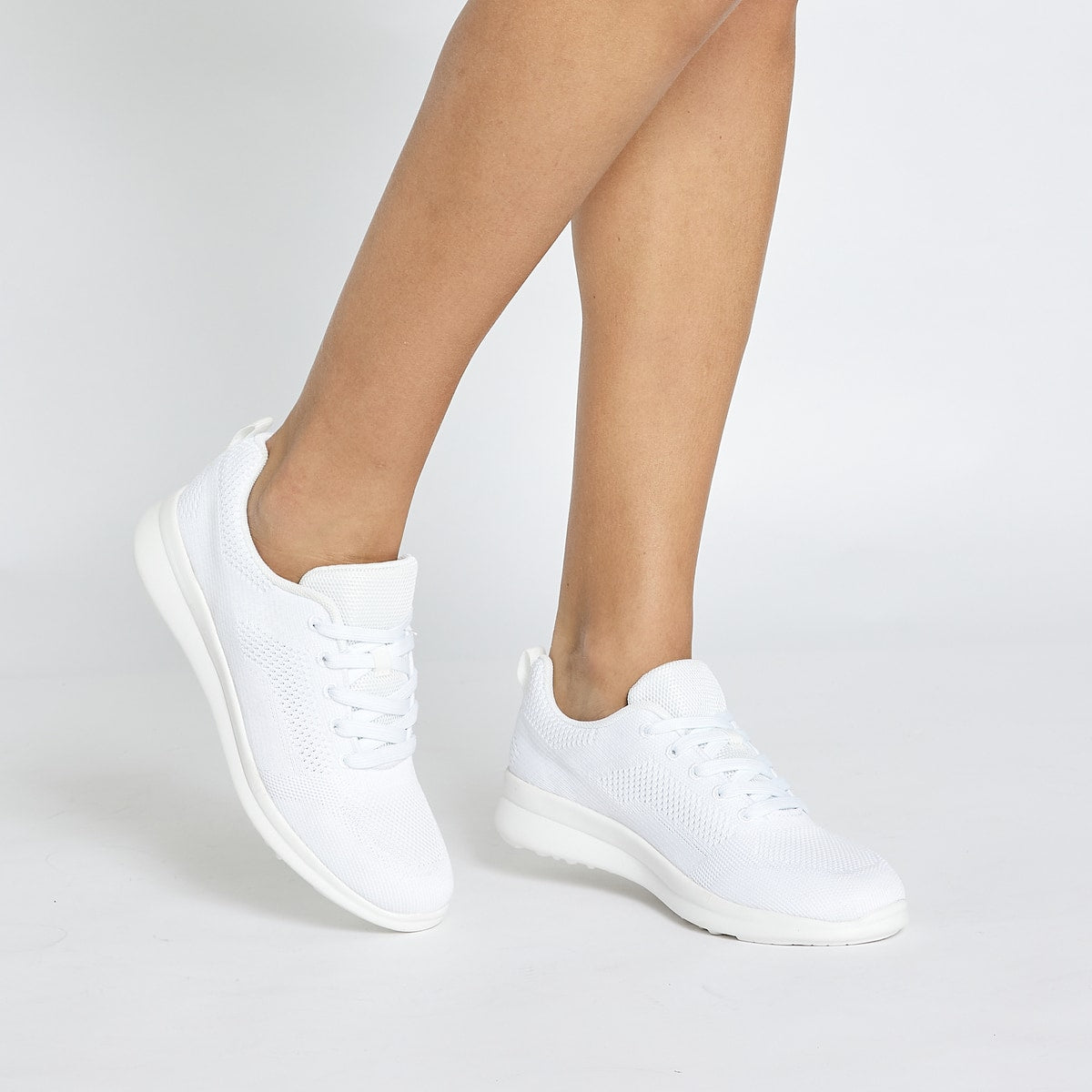 Quantum Sneaker in White Knit