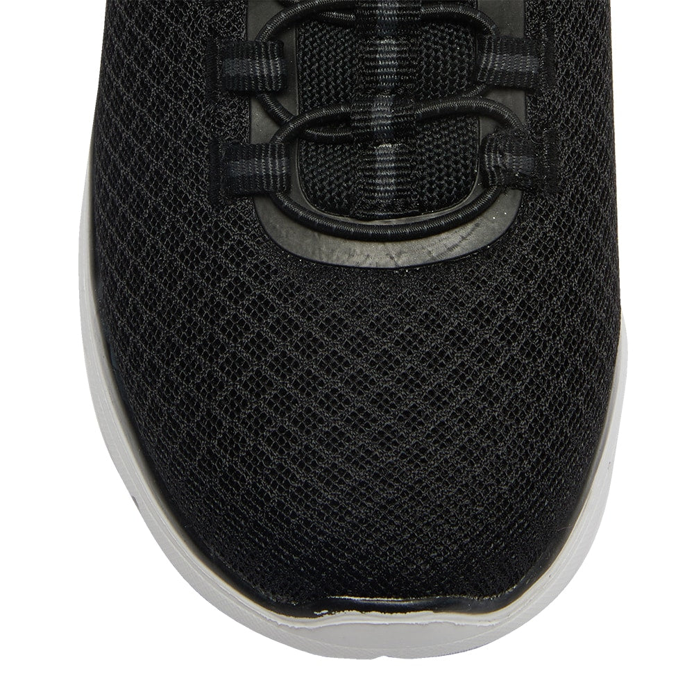 Quest Flat in Black