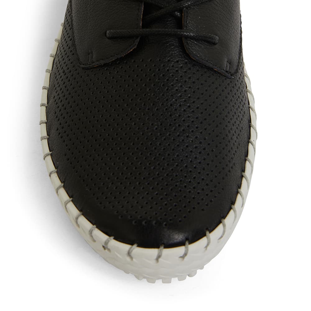 Ripley Sneaker in Black Leather