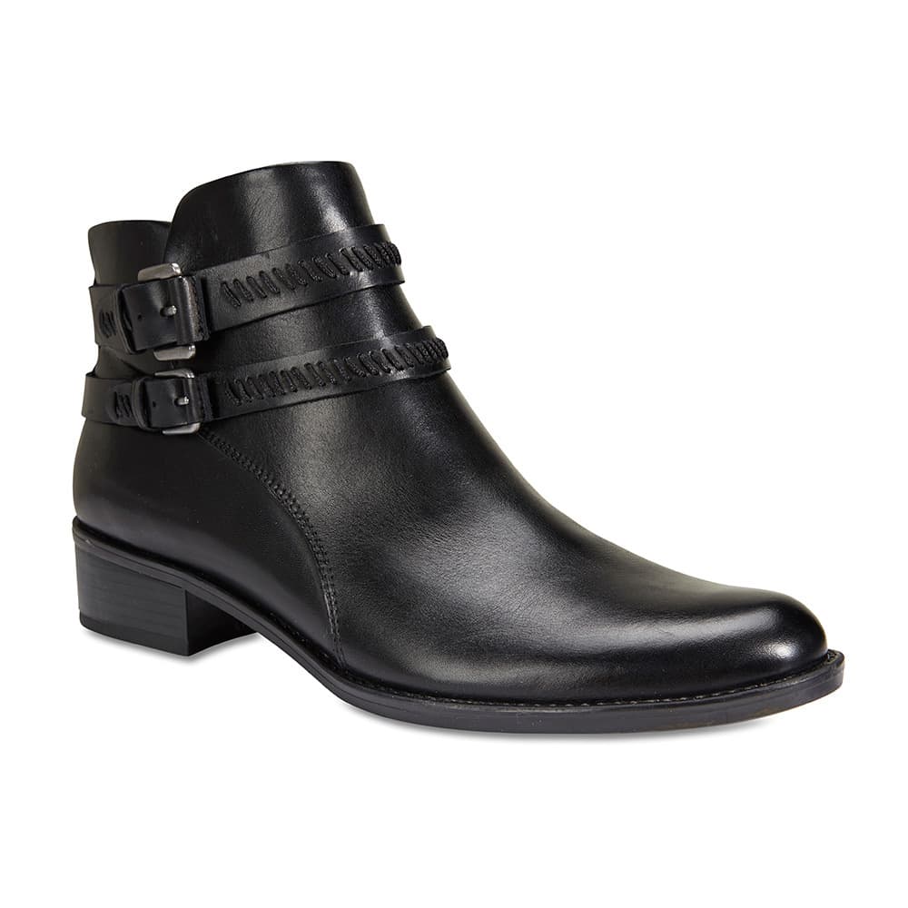 Albany Boot in Black Leather