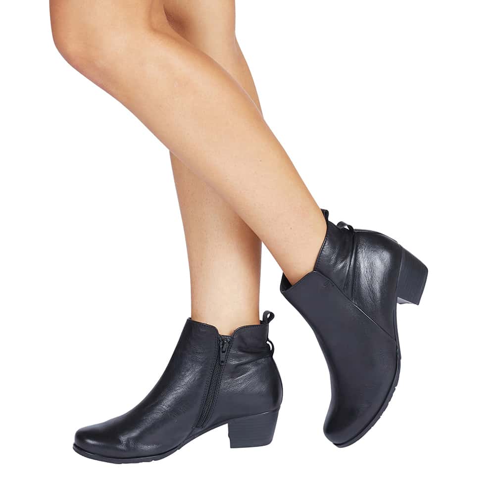 Brady Boot in Black Leather