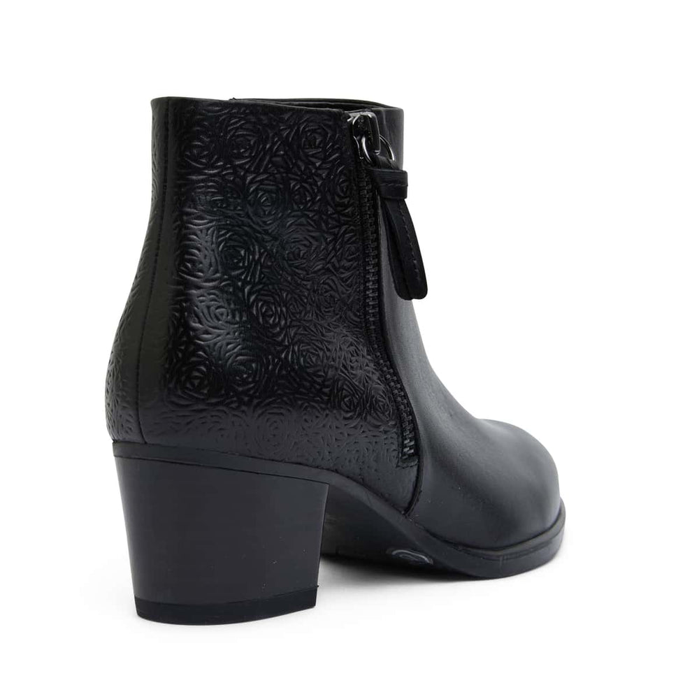Cafe Boot in Black Leather