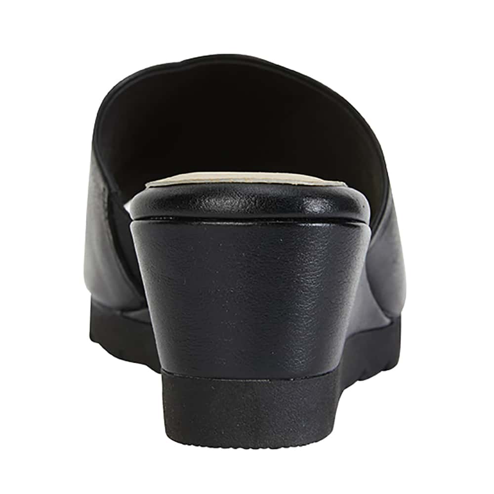 Calypso Heel in Black Leather