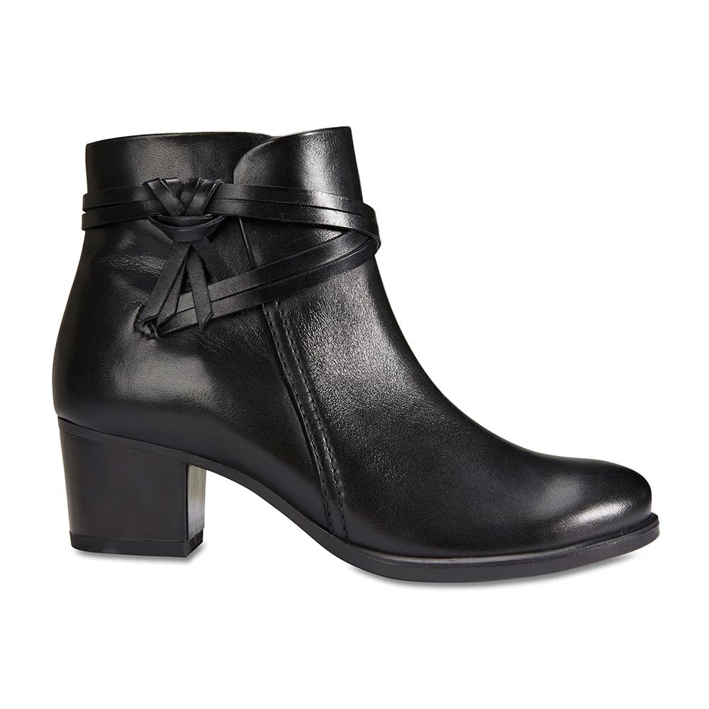 Carlton Boot in Black Leather