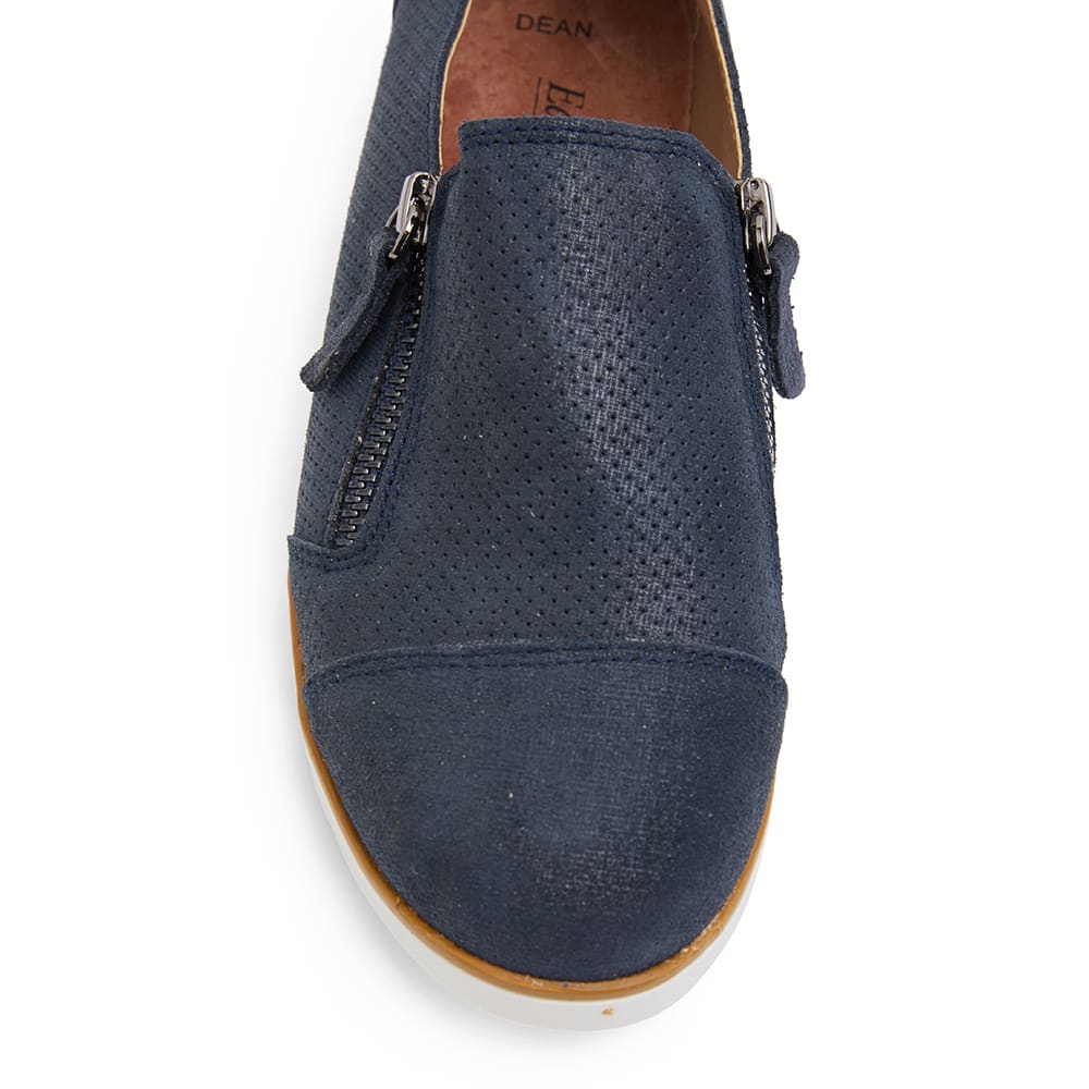 Dean Sneaker in Navy Leather