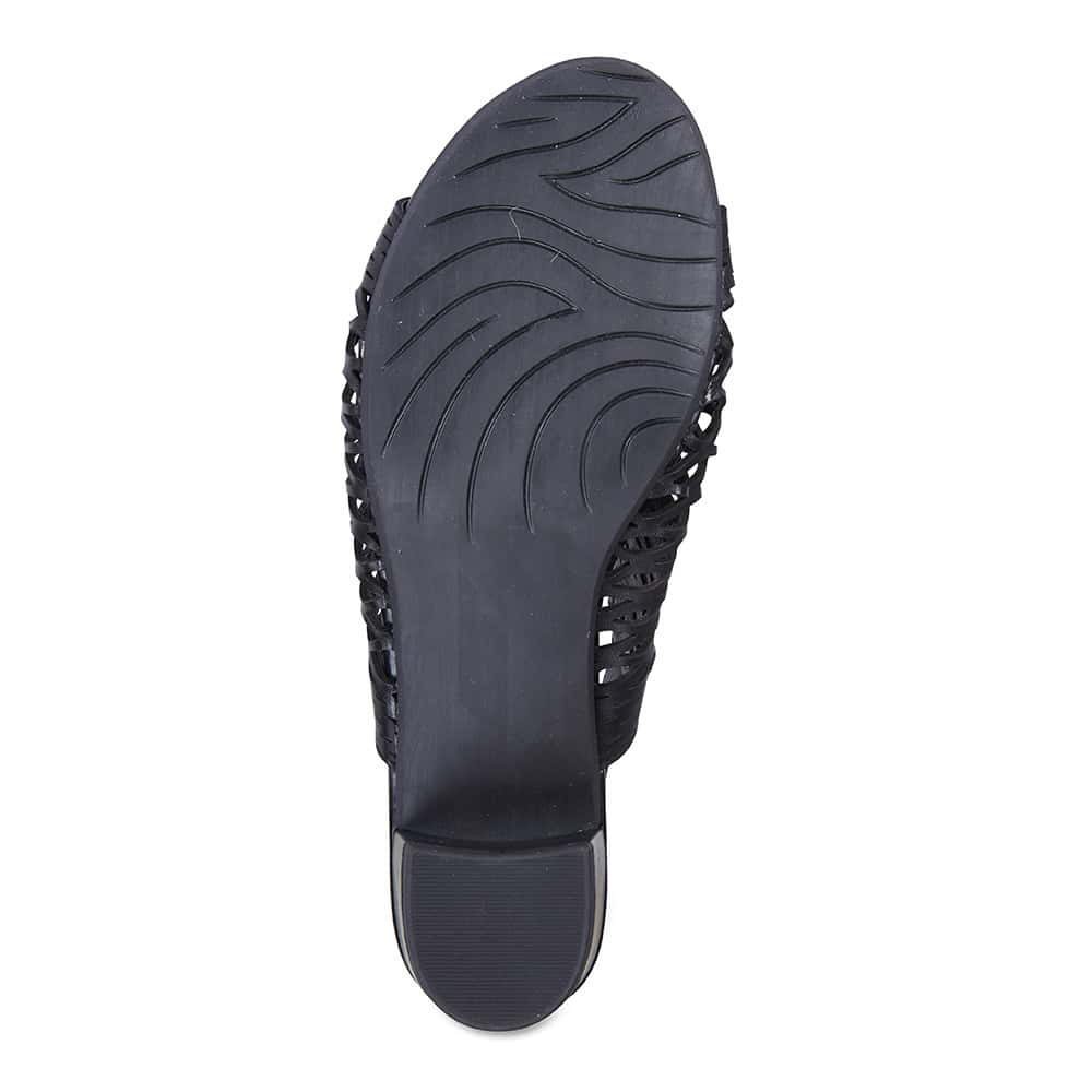 Denise Heel in Black Leather