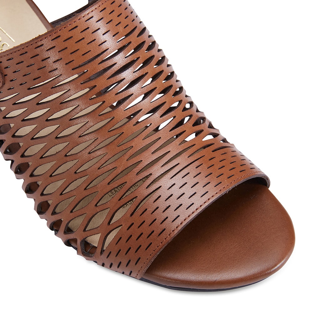 Denise Heel in Cognac Leather