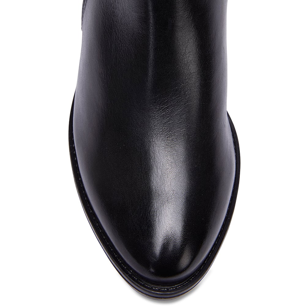 Duncan Boot in Black Leather