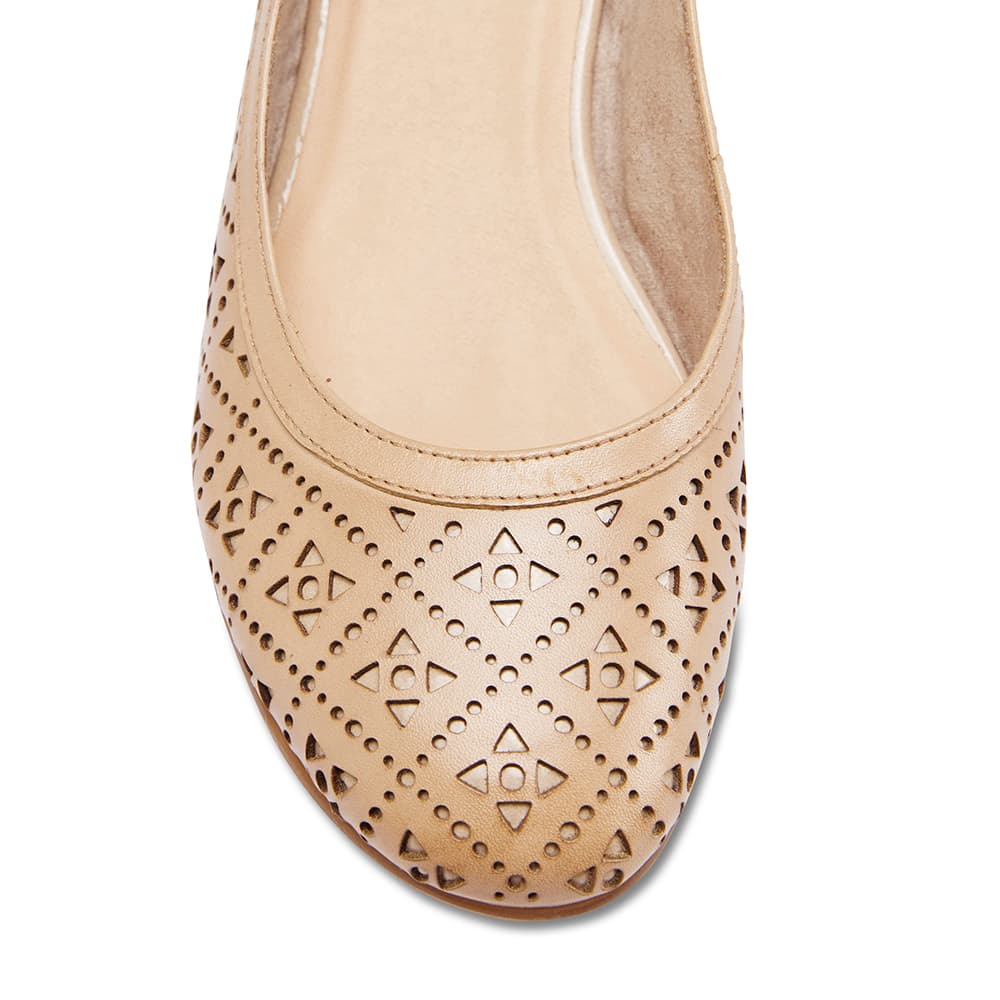 Earl Heel in Neutral Leather