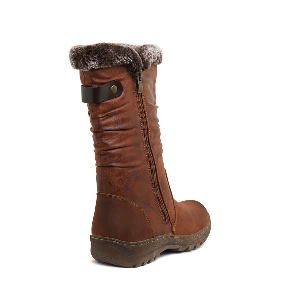 Element Boot in Tan Micro Smooth