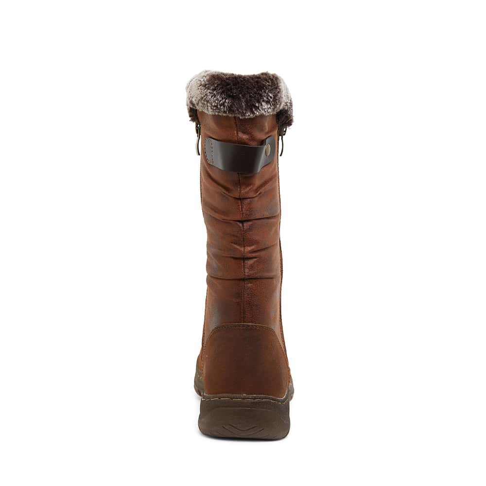 Element Boot in Tan Micro Smooth