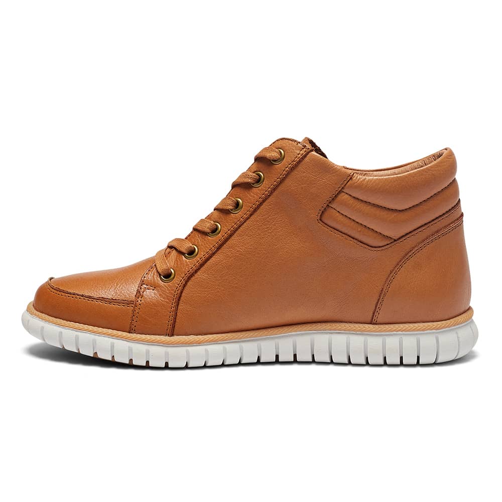 Fable Boot in Tan Leather | Easy Steps | Shoe HQ