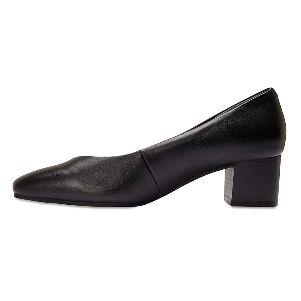 Gamma Heel in Black Leather