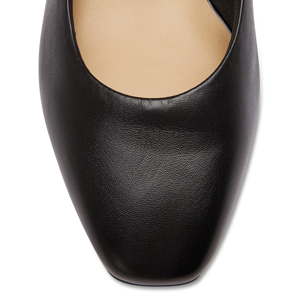 Gamma Heel in Black Leather