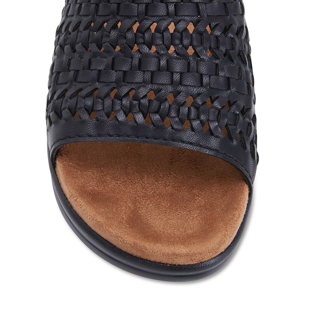 Garcia Slide in Black Smooth