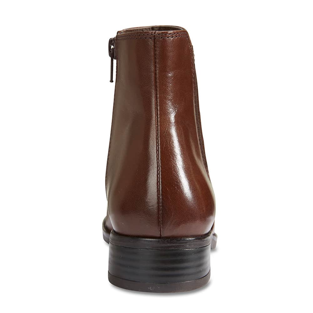 Glasgow Boot in Brown Leather
