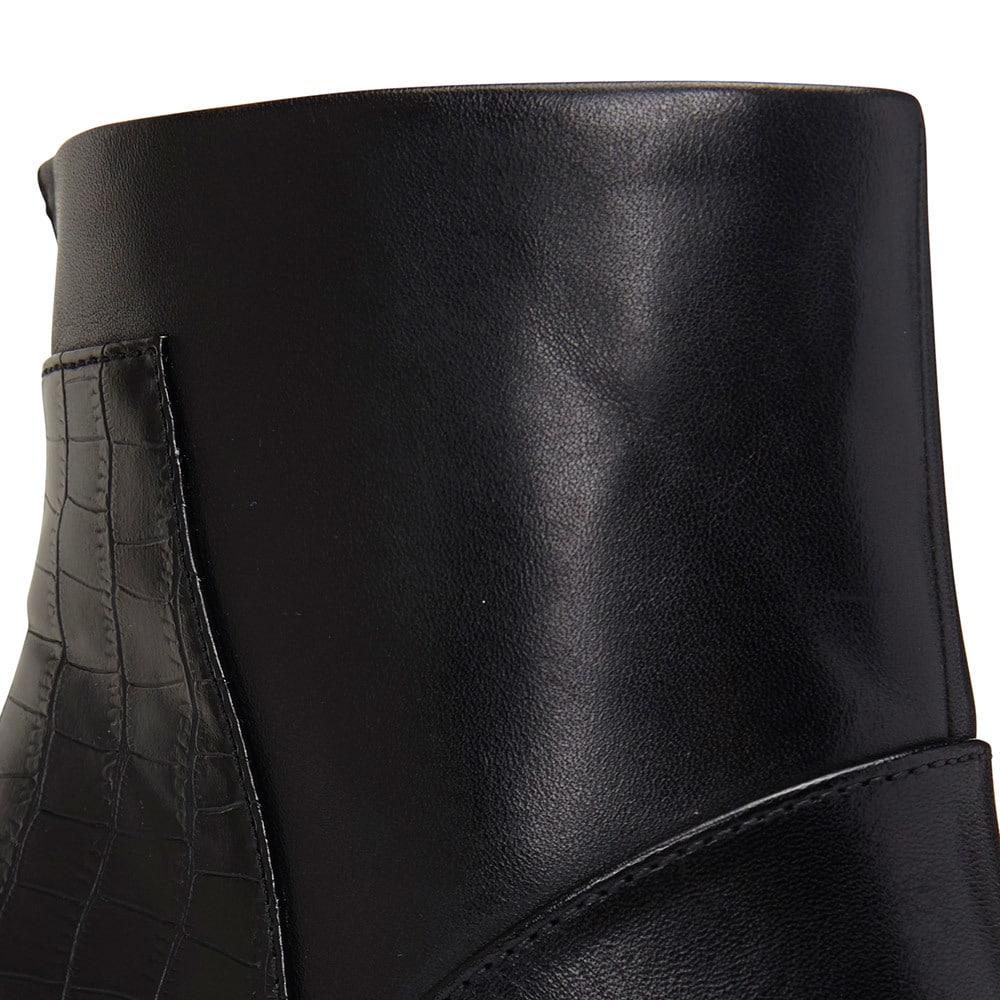 Hansen Boot in Black Leather