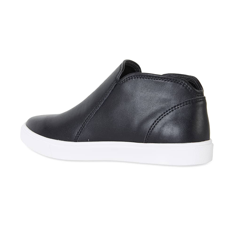 Harvey Sneaker in Black Leather