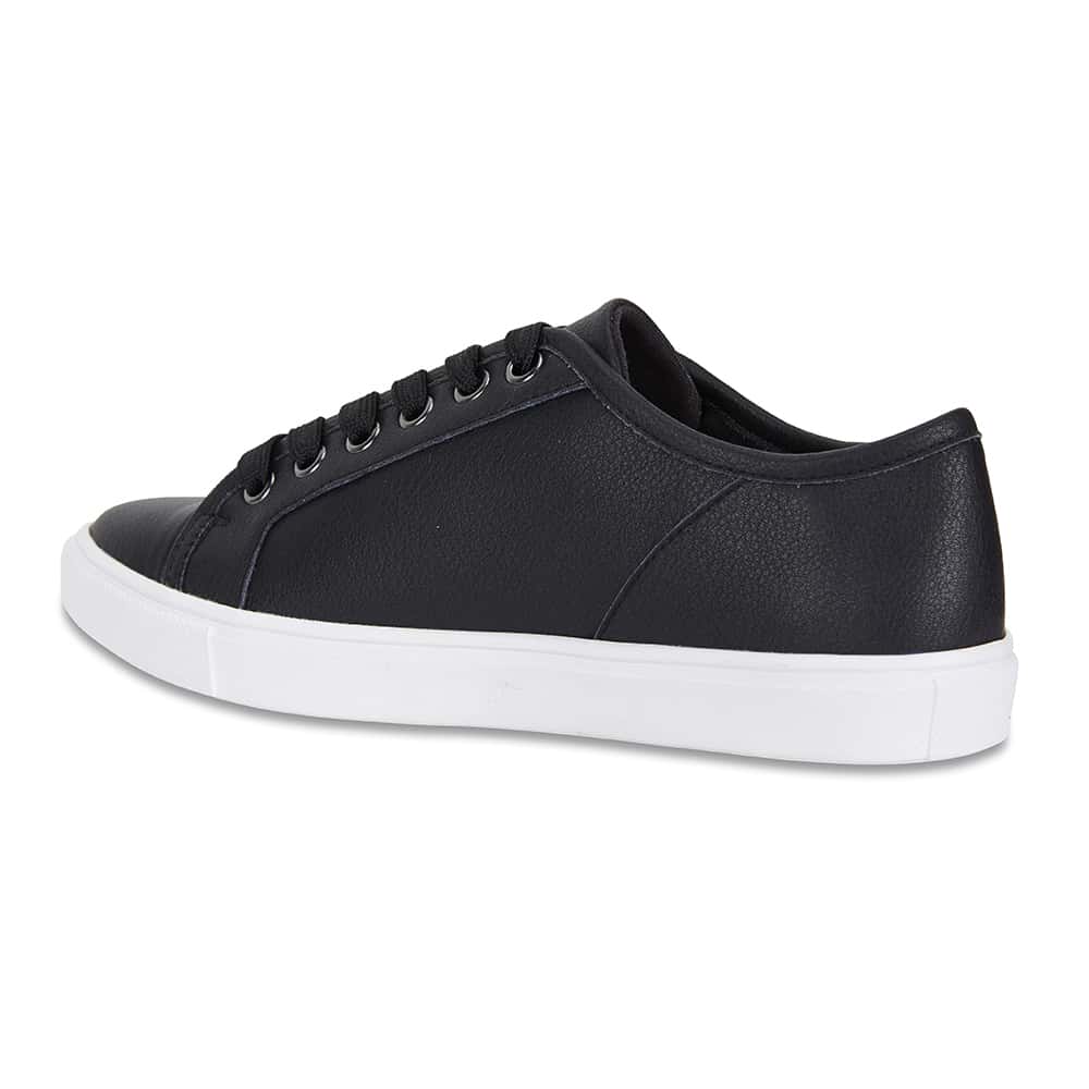 Hawk Sneaker in Black Leather
