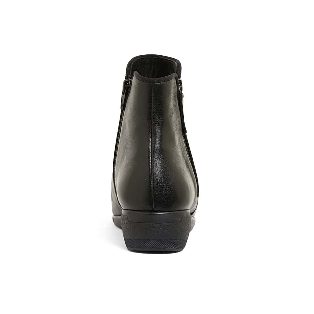 Hayden Boot in Black Leather