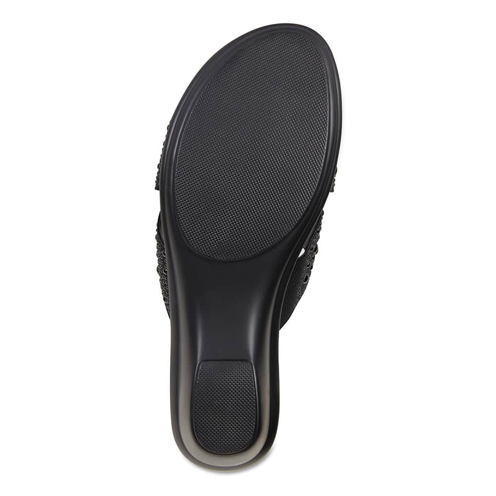 Honey Heel in Black