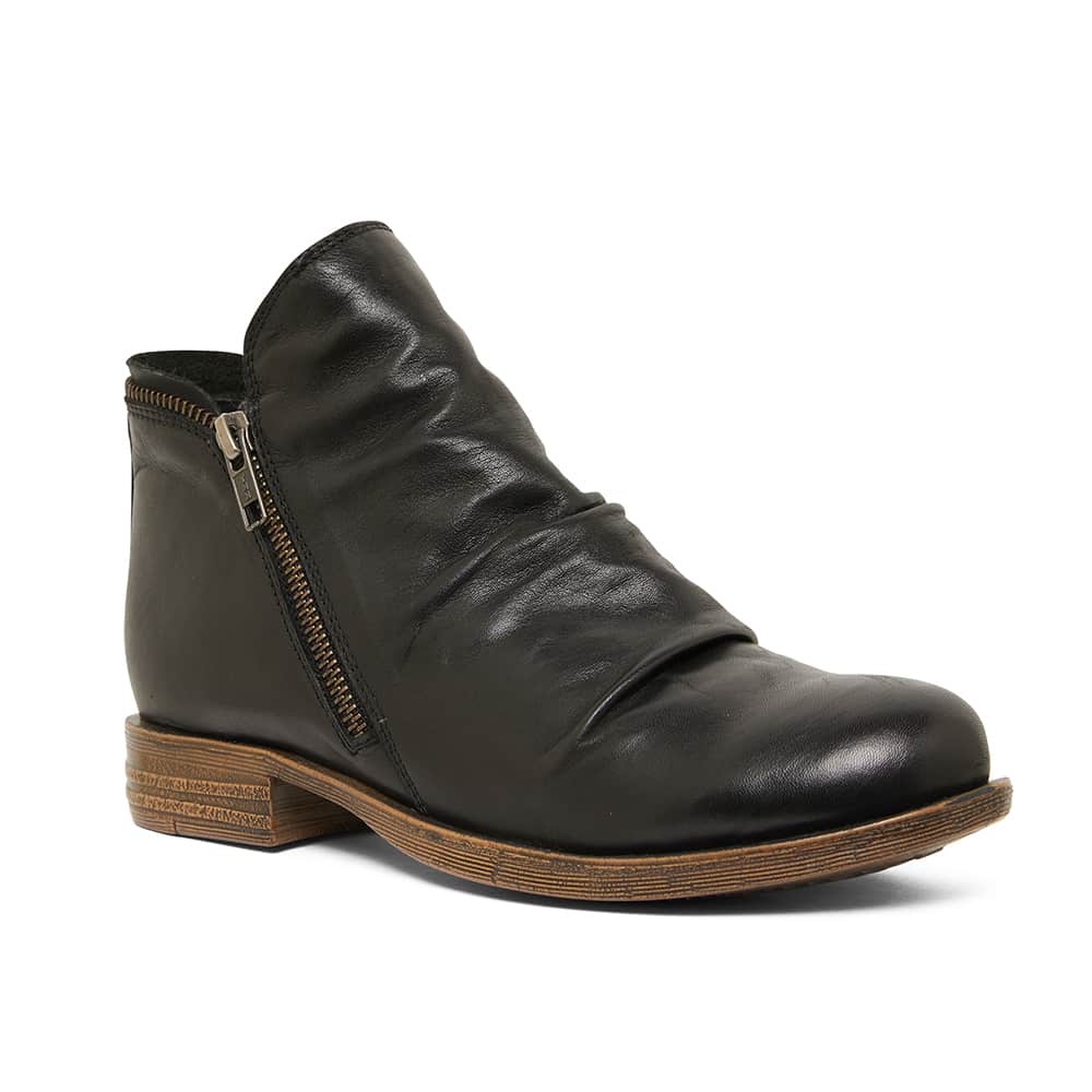 Hotham Boot in Black Leather