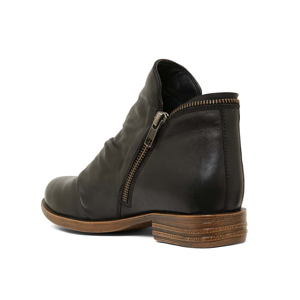 Hotham Boot in Black Leather