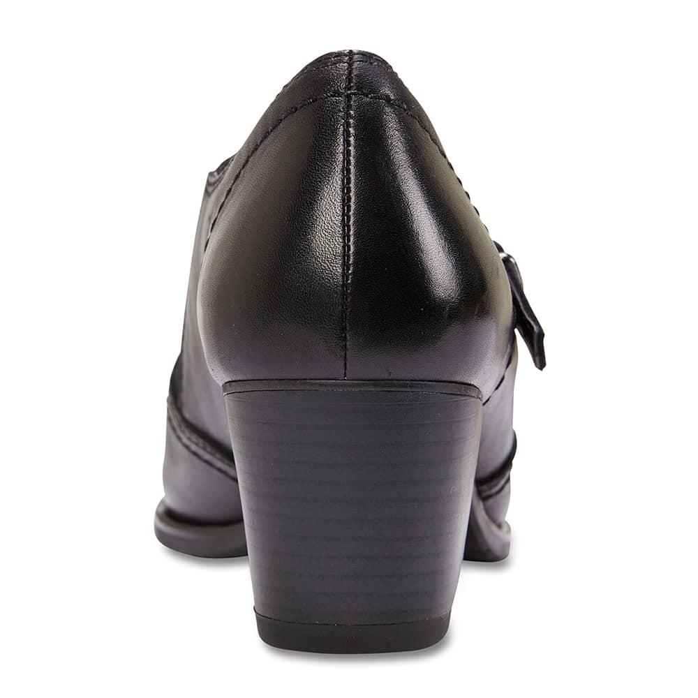 Irene Boot in Black Leather
