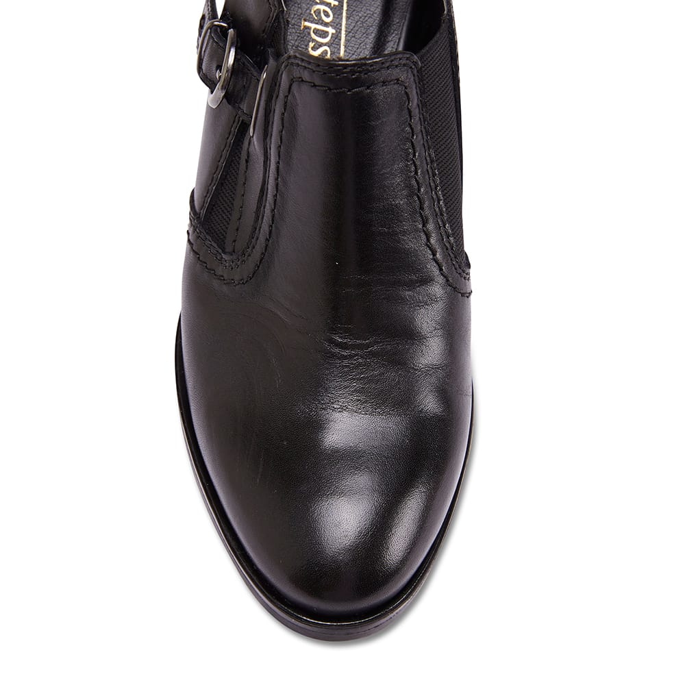 Irene Boot in Black Leather