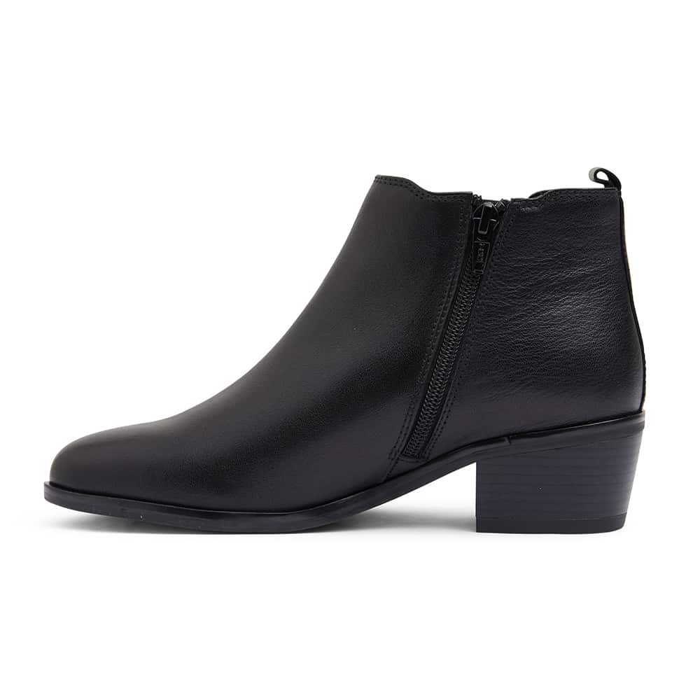 Jarrett Boot in Black Leather | Easy Steps | Shoe HQ