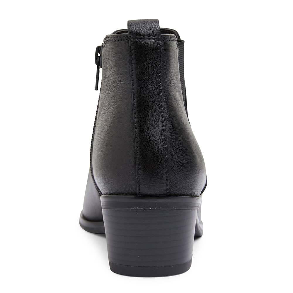 Jarrett Boot in Black Leather