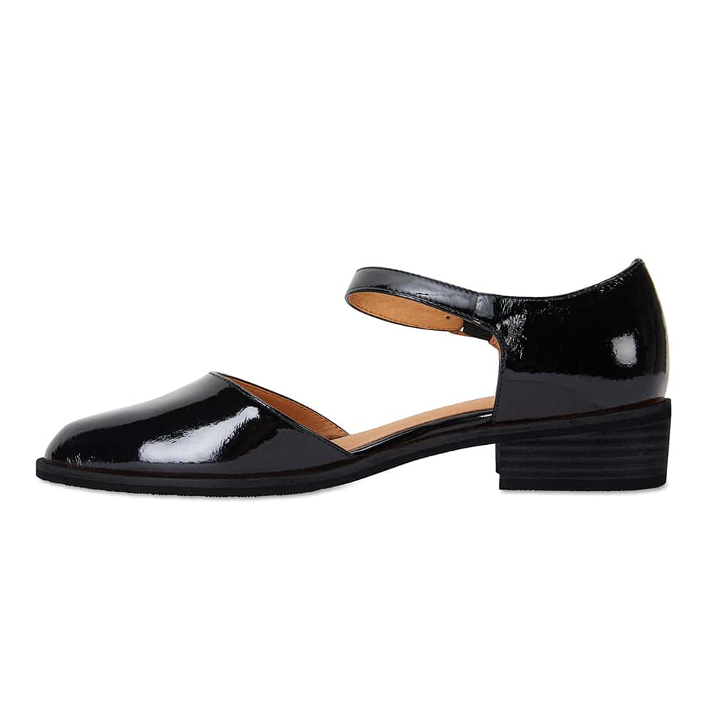 Jesinta Heel in Black Patent