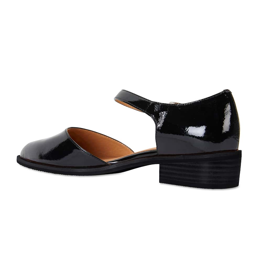 Jesinta Heel in Black Patent