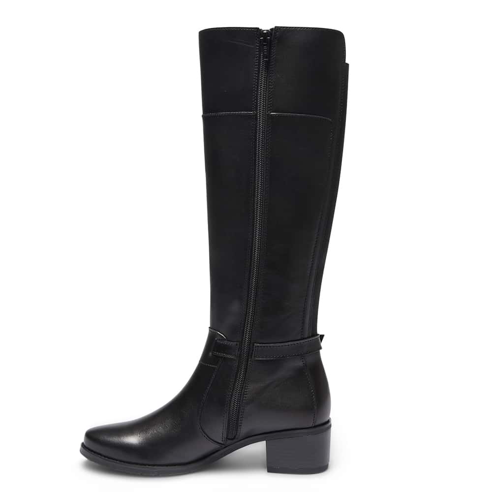 Junction Boot in Black Leather