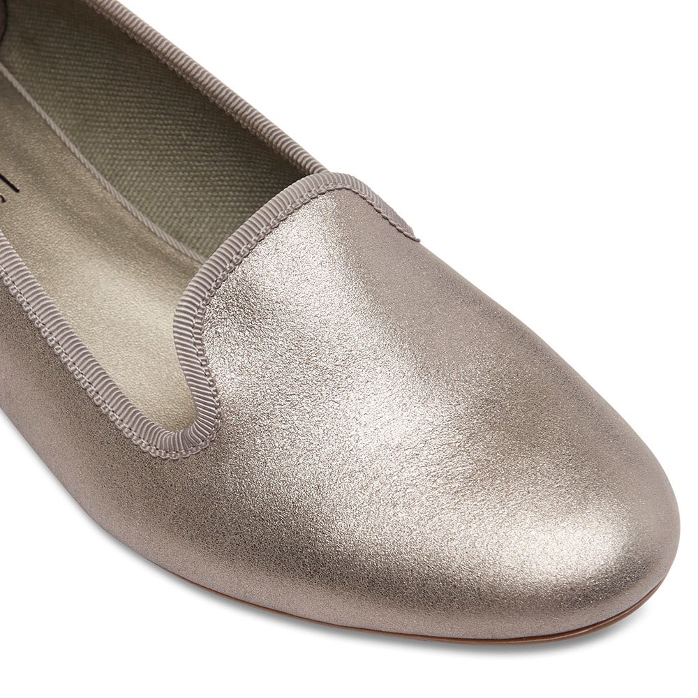 Juno Loafer in Pewter Leather