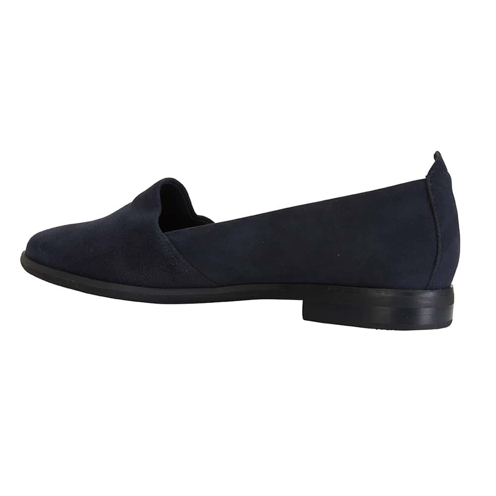 Kelly Flat in Navy Suede