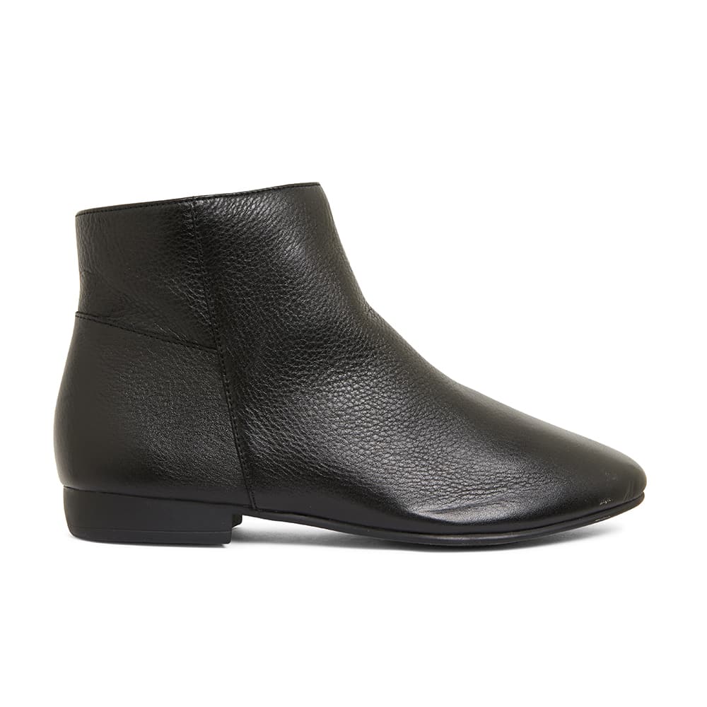 Kent Boot in Black Leather
