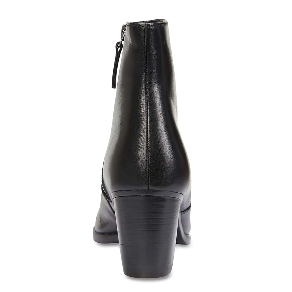 Kiama Boot in Black Leather