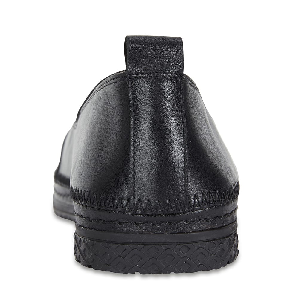 Kyla Loafer in Black Leather