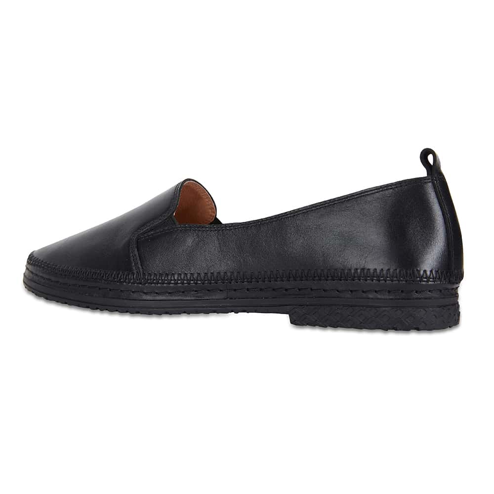 Kyla Loafer in Black Leather