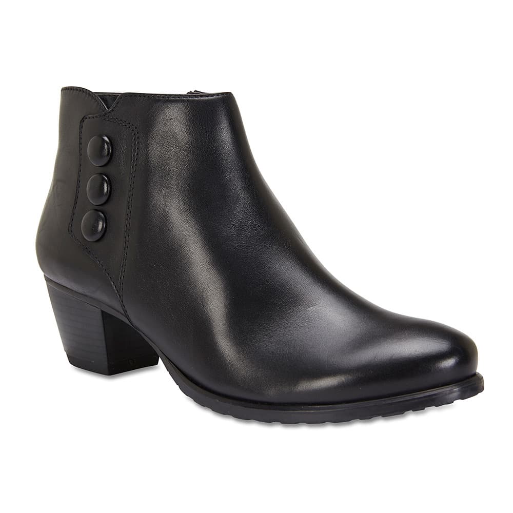 Lennon Boot in Black Leather