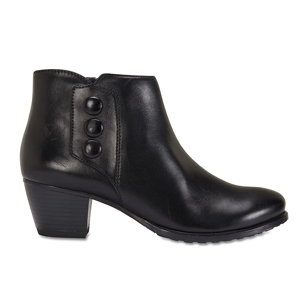 Lennon Boot in Black Leather
